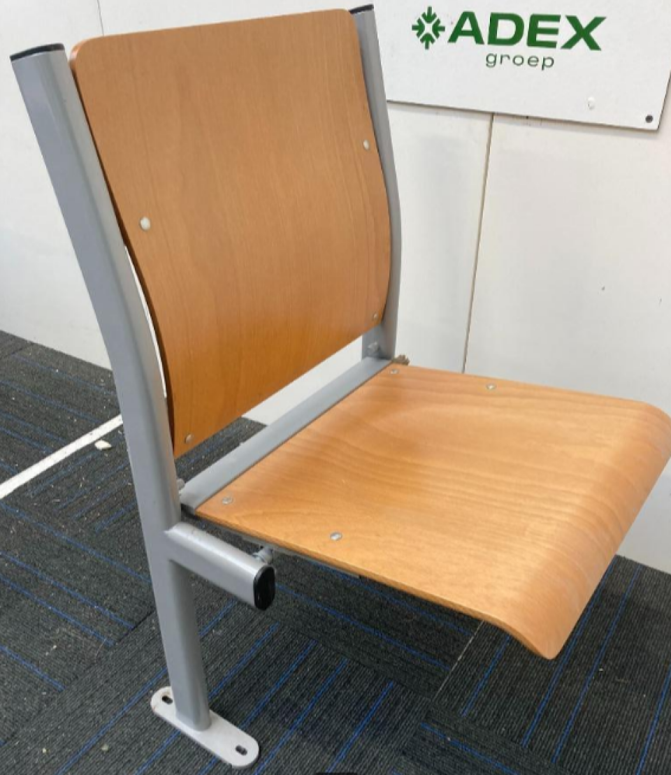 Opklapbare stoelen / tribunestoelen