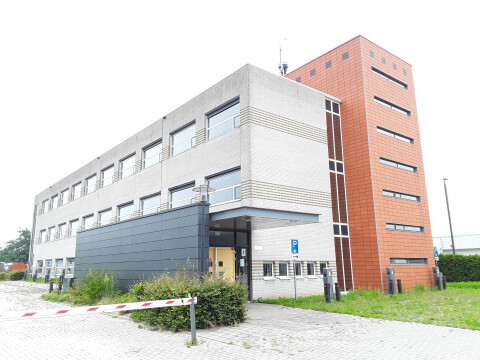 Duiven,kantoor