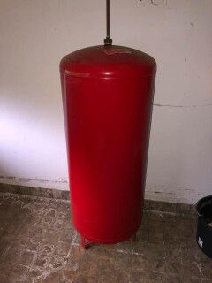 Flamco Flexcon expansievat 200 liter rood 0,5 bar - Foto 1