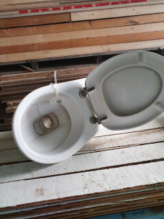 Hangende toiletten - Villeroy en Boch - Foto 5