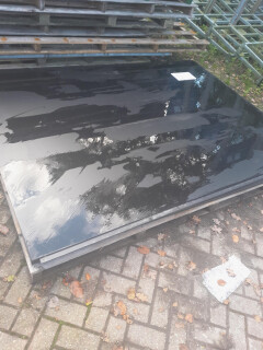 Trespa Meteon FR Satin 1z a90.0.0 black  ( platen zijn lichtjes bekrast ) - Foto 1