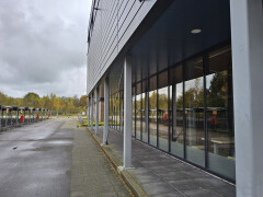 Stalen koker 180x180x6,3 gevuld met beton (3,24 m1) - Foto 1