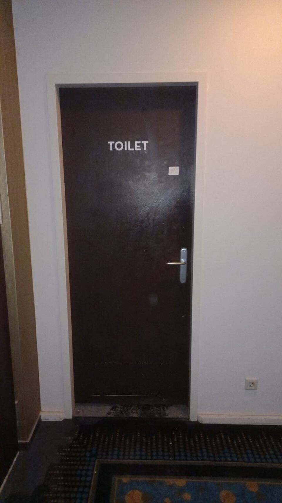 Toegangsdeur toilet