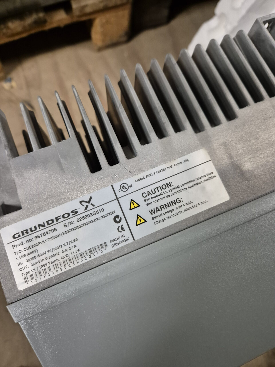 Grundfos 3x380-500 V frequentie regelaar - nieuw - Foto 3