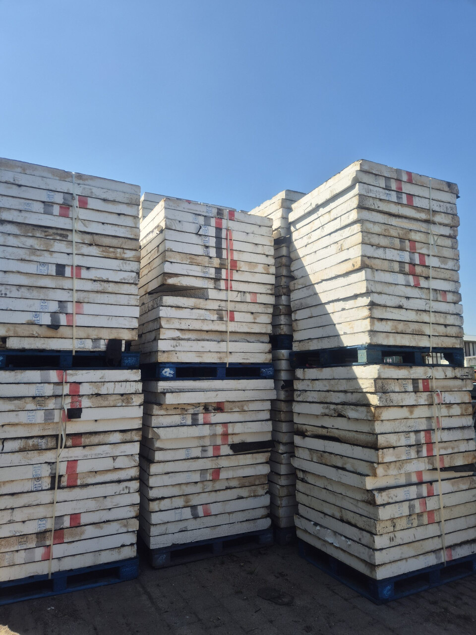 Polytop platdak EPS isolatie met dakleer