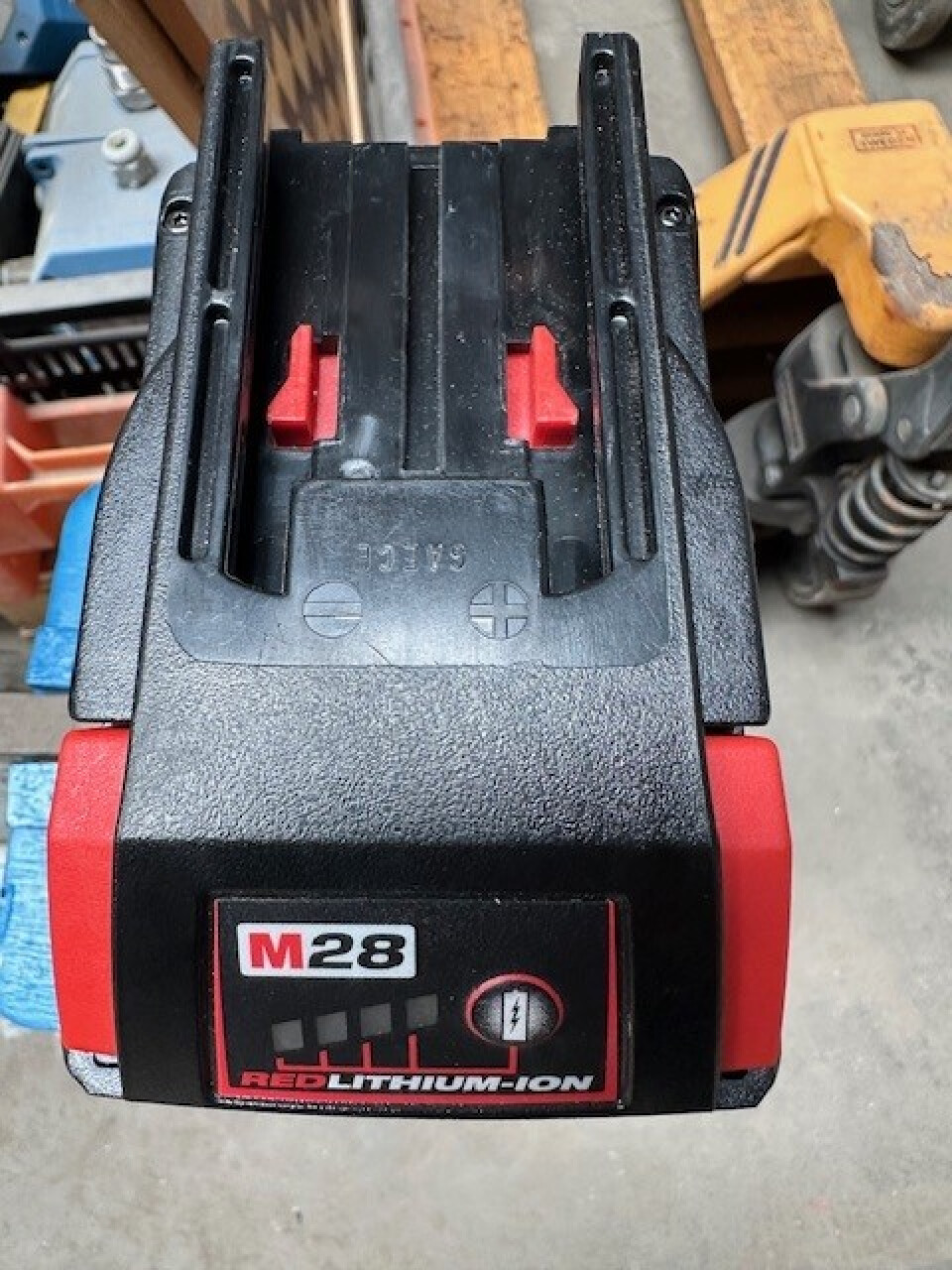 Nieuwe Milwaukee accu 5.0 Ah - Foto 3