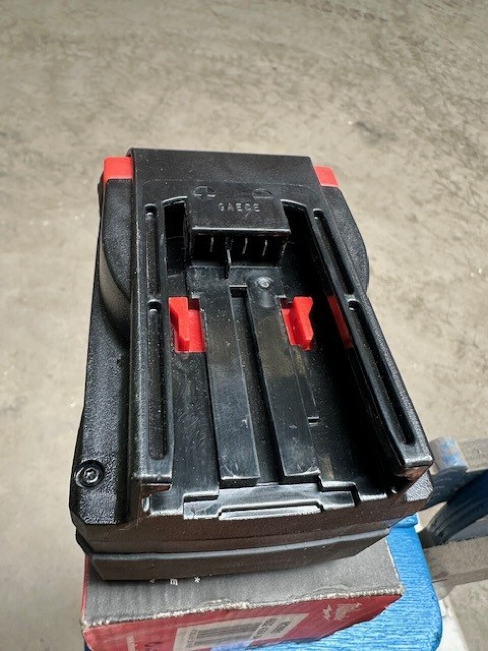 Nieuwe Milwaukee accu 5.0 Ah - Foto 4