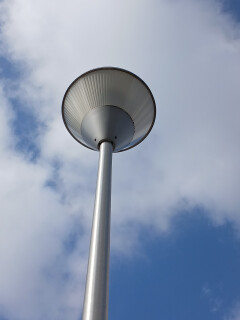 Verlichtingsarmatuur met paaltoparmatuur - Foto 1