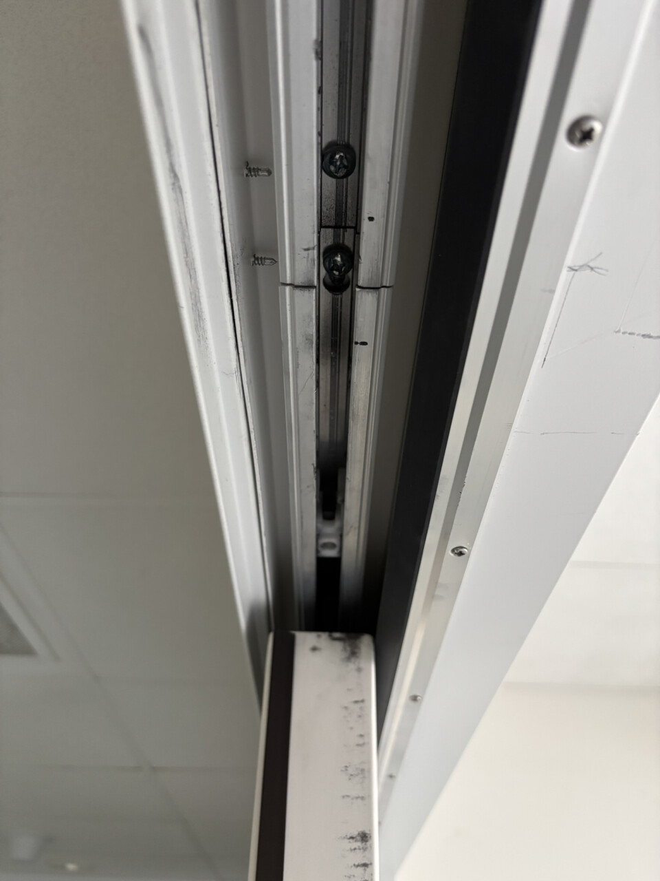 Stalen mechanische schuifdeuren (24 stuks) - Foto 7