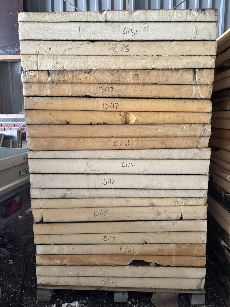 Vloer- en dakisolatie PIR platen 20 mm afschot 15/17 cm dik - Foto 1