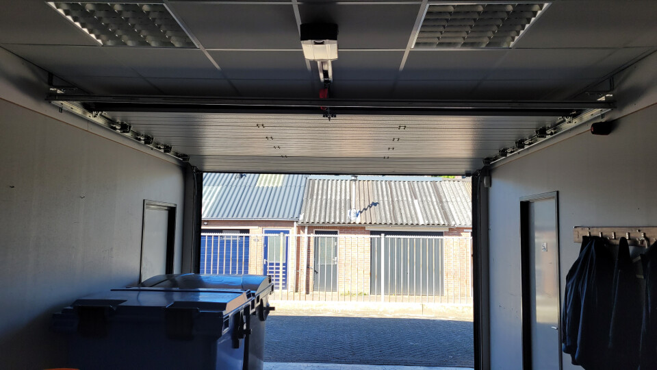 overheaddeuren - Foto 1