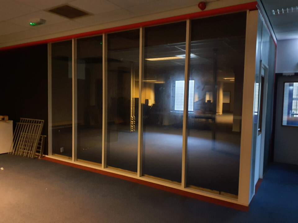 Systeemwand transparant