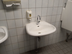 Wastafel- en wastrogcombinaties - Foto 1