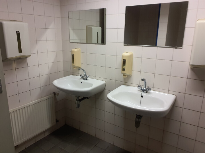 Wastafel- en wastrogcombinaties