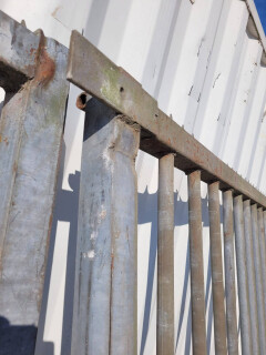 Poorten en hekwerk - Foto 1