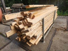 Vuren balken met spijkers - Foto 7