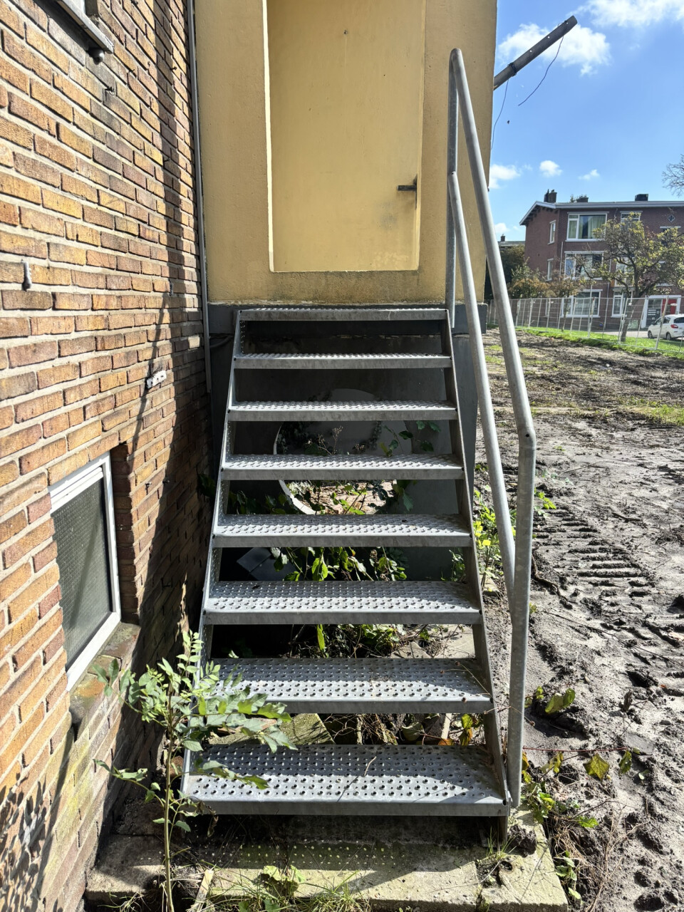 32 stuks gegalvaniseerde stalen trap / steektrap (150 cm H) - Foto 3