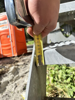 32 stuks gegalvaniseerde stalen trap / steektrap (150 cm H) - Foto 16