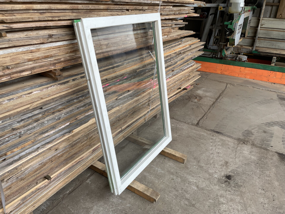 Gebruikte ramen 90 x 130 cm vast dubbel glas - modulair - Foto 2