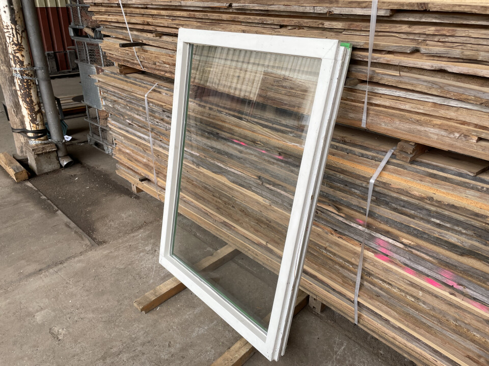 Gebruikte ramen 90 x 130 cm vast dubbel glas - modulair - Foto 3