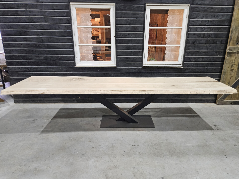 Boomstamtafel Eiken uit 2 delen 350 x 90 cm - WF088