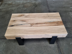 Salontafel uit oude spoorbielzen - gezaagd - Foto 5