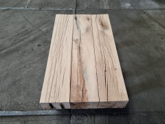 Salontafel uit oude spoorbielzen - gezaagd - Foto 7