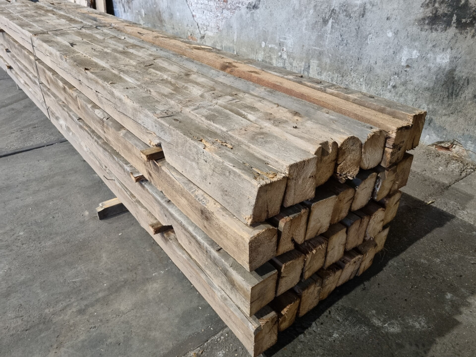 Oud grenen balken - Foto 2