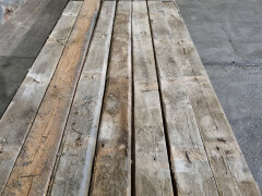 Oud grenen balken - Foto 1