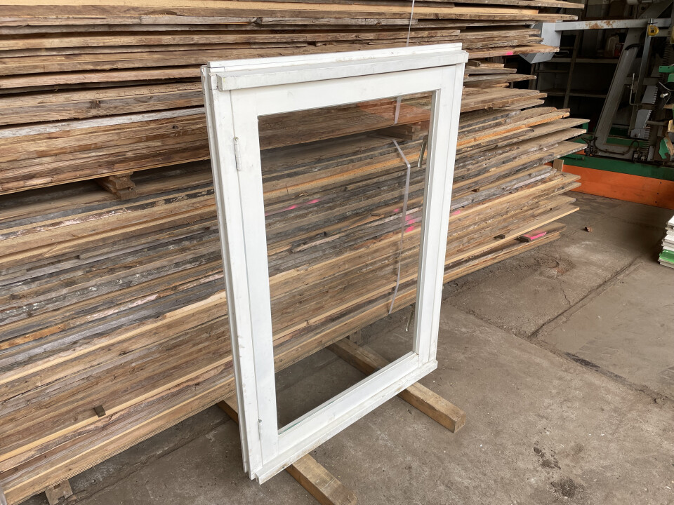 Gebruikte ramen 90 x 130 cm openslaand enkel glas zonder roede - Foto 6