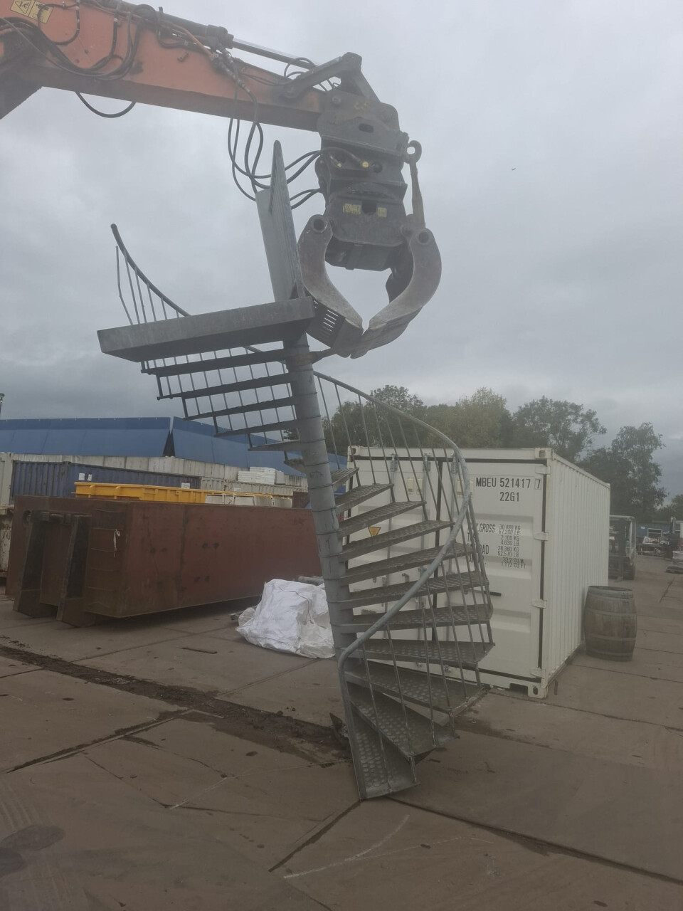 Gegalvaniseerde wenteltrap met platform - Foto 2