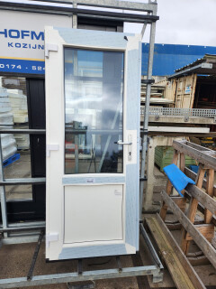 Kunststof deur met kozijn - Foto 1