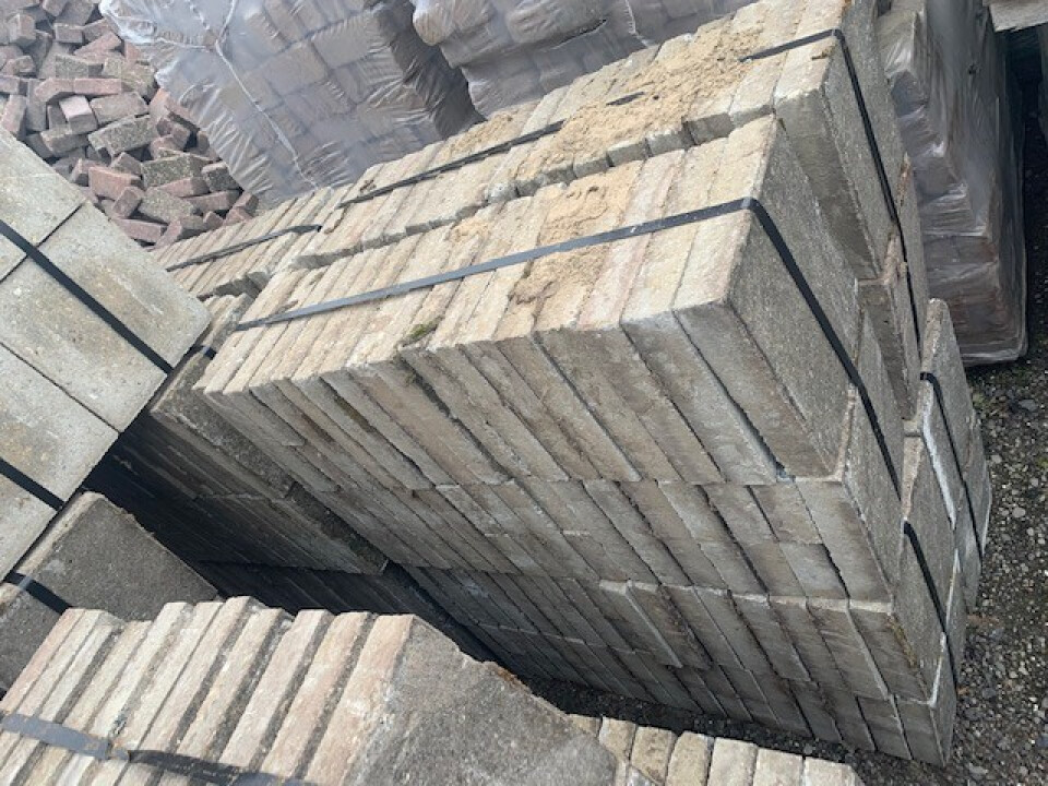 Gebruikte betontegels grijs 30x30x4,5/5cm - Foto 2