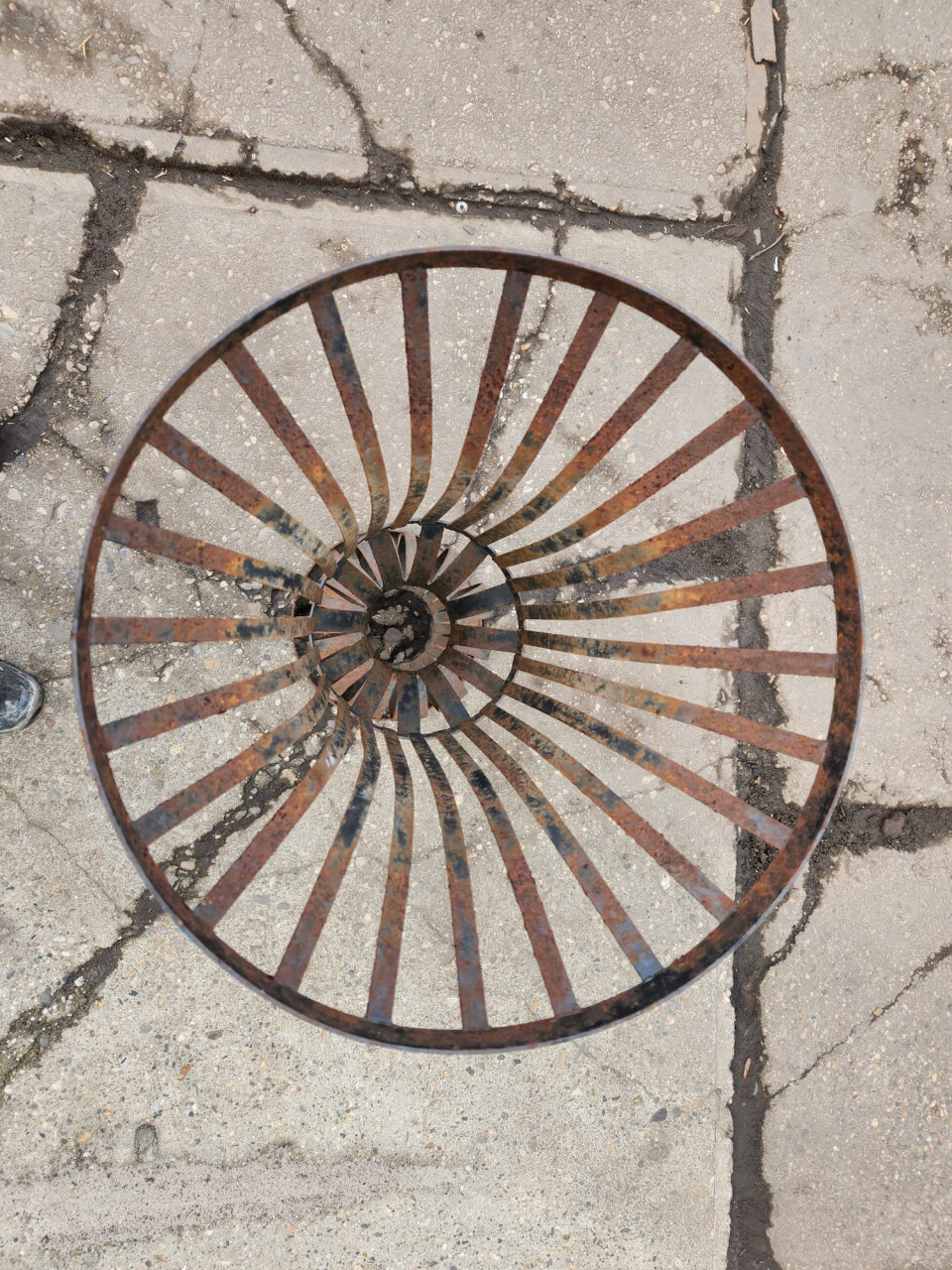 IJzeren vuurkorf - Foto 3