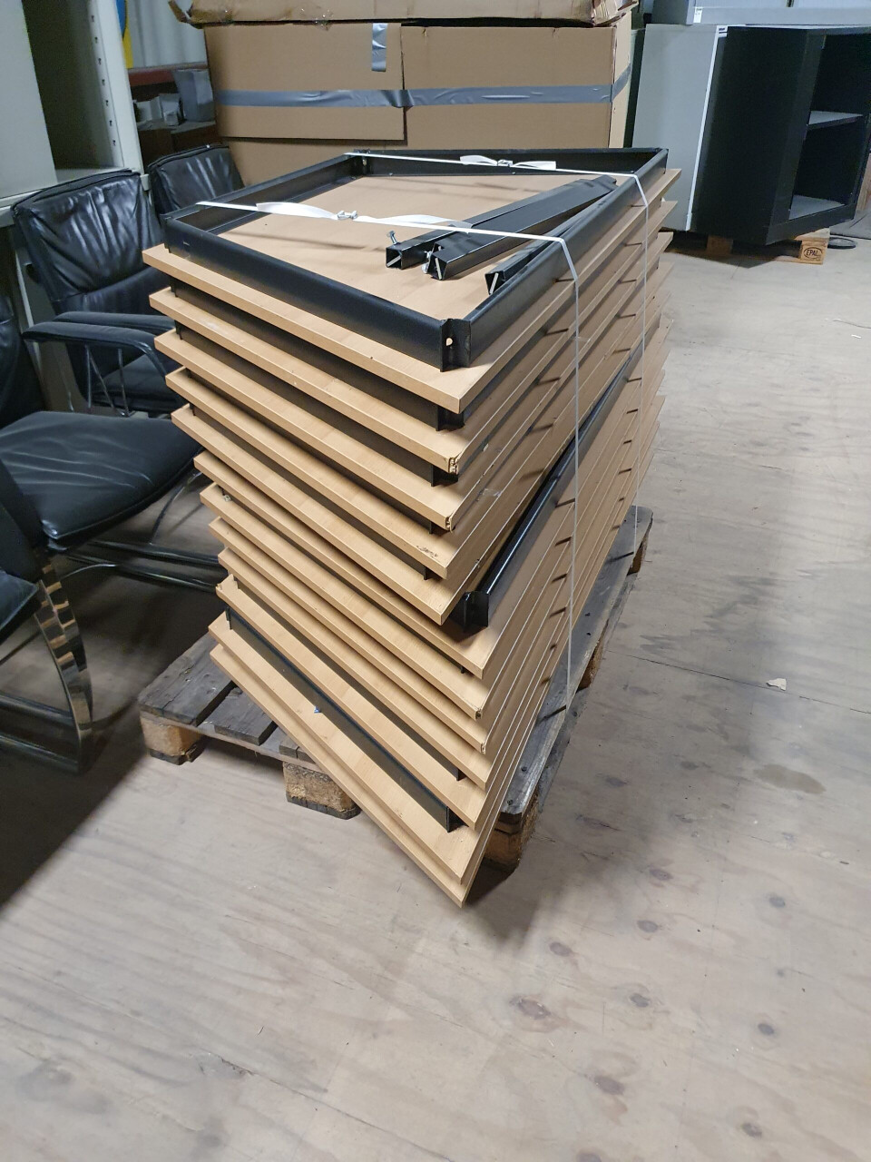 Kantinetafels | bruin - Trapeziumvorm - Foto 1