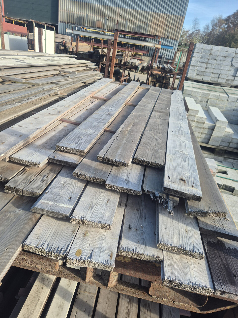 Vloerplanken - Gebruikt - Mes en groef - 24 mm dik - Foto 1