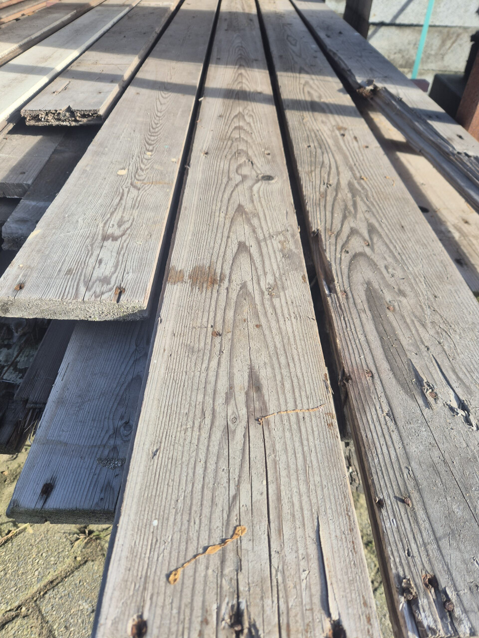 Vuren vloerplanken - Mes en groef - 22 mm dik - Foto 1