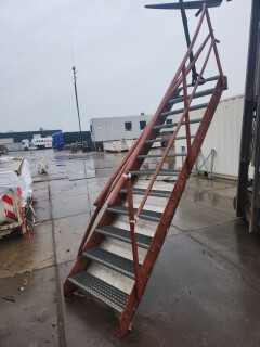 Stalen trap met schade - Foto 7