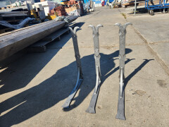 Hand gesmede hoekijzers - Foto 1