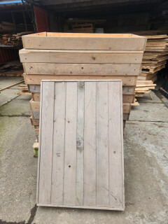 Houten bakken, gemaakt van vlonderplanken - Foto 5