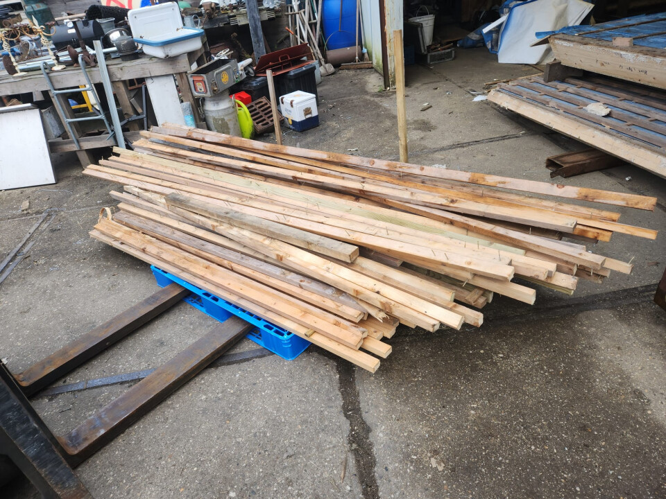 Dakpanlatten met spijkers - Foto 3