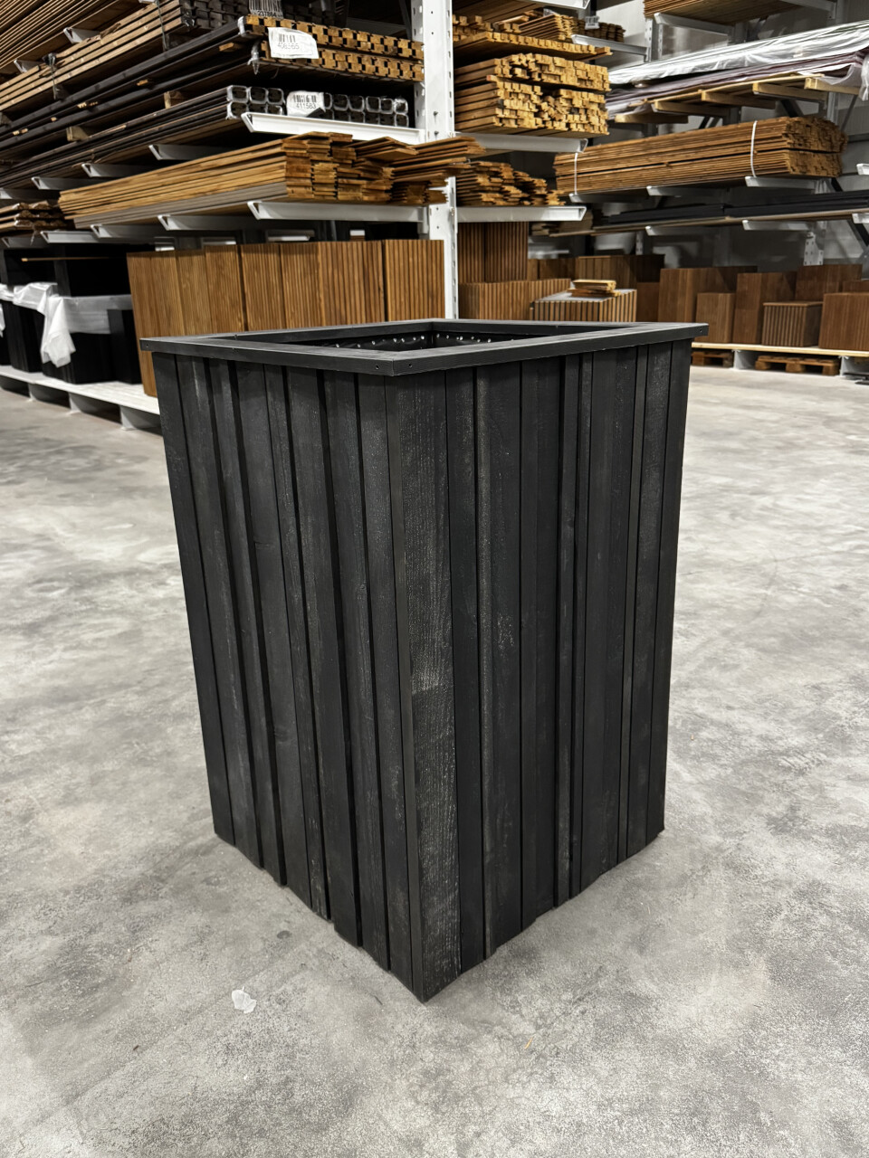 grote houten plantenbak