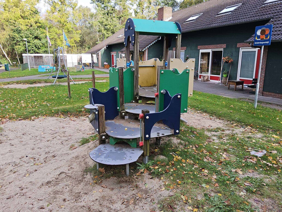 Speelhuisje met diverse speelmogelijkheden - medio januari beschikbaar - Foto 1