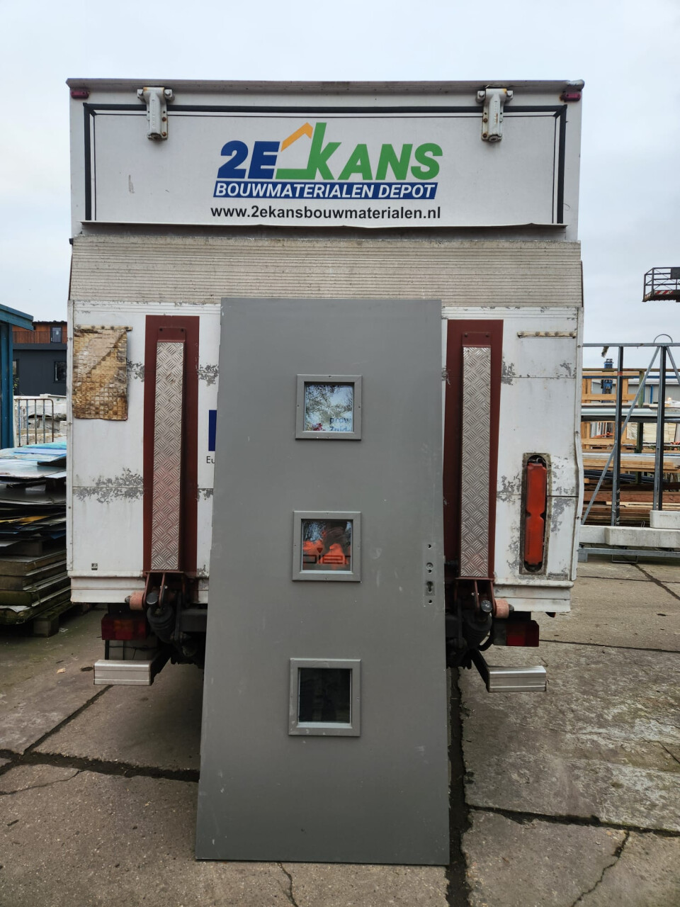 Hardhouten voordeuren