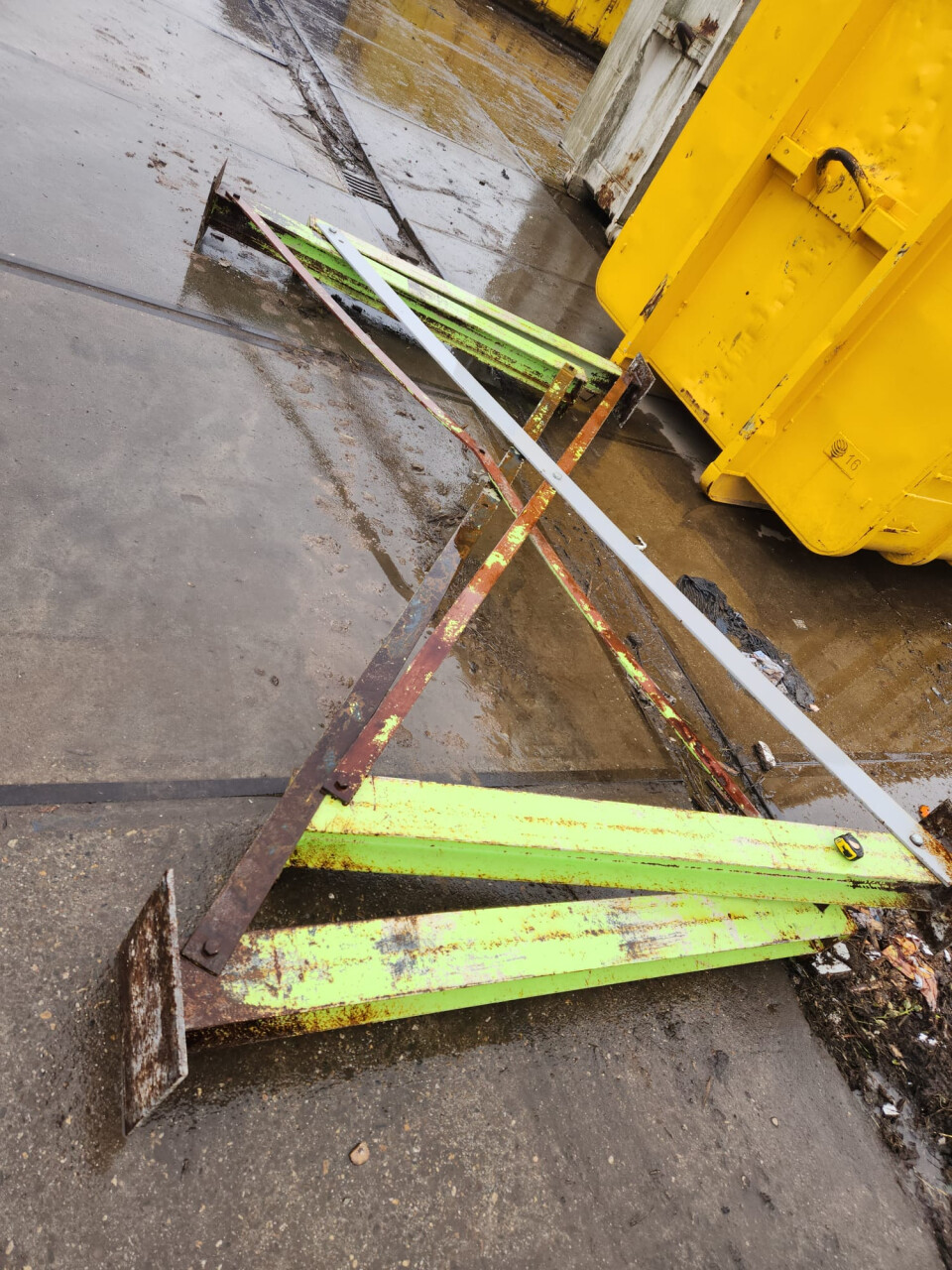 Reinigingsinstallatie voor betonkubels - Foto 8