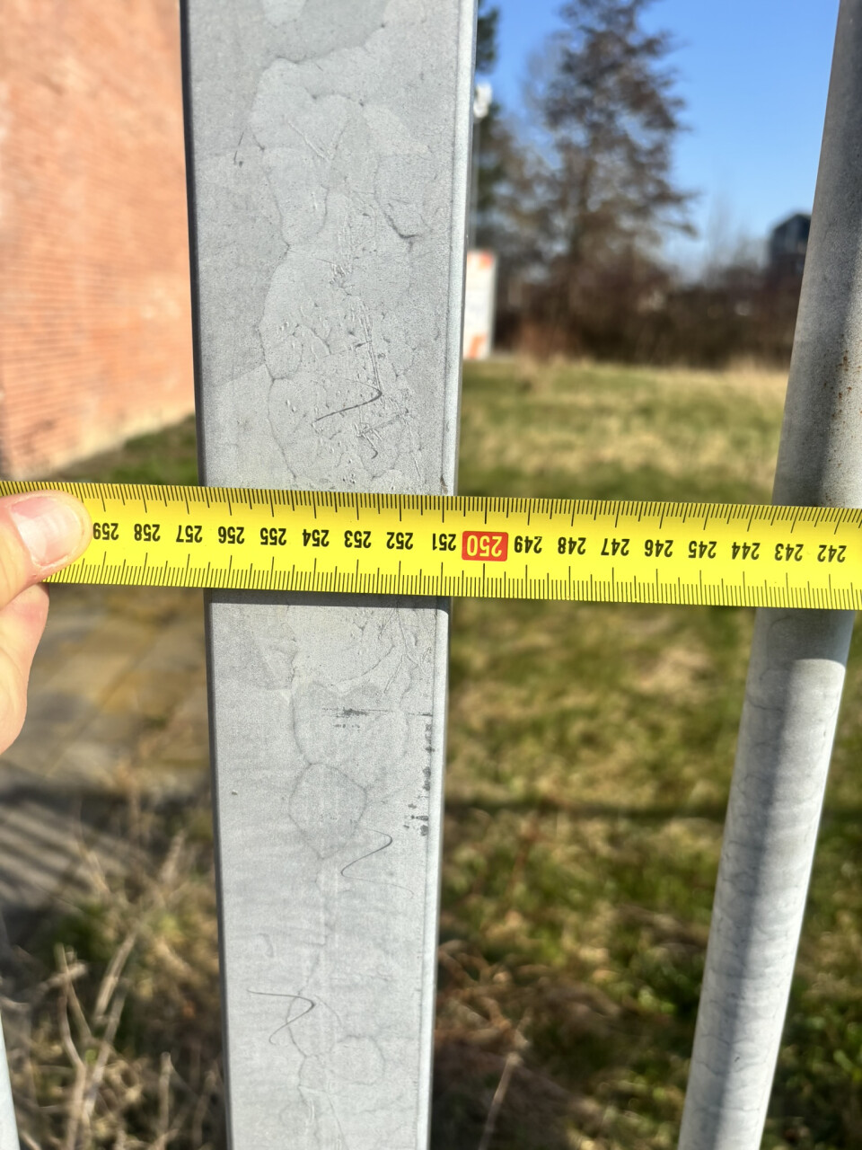 Gegalvaniseerd stalen hekwerk / spijlenhek – ca. 190 cm hoog - Foto 4