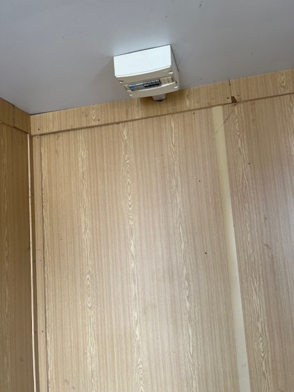 Bouwkeet afsluitbaar met rolluiken - Foto 8