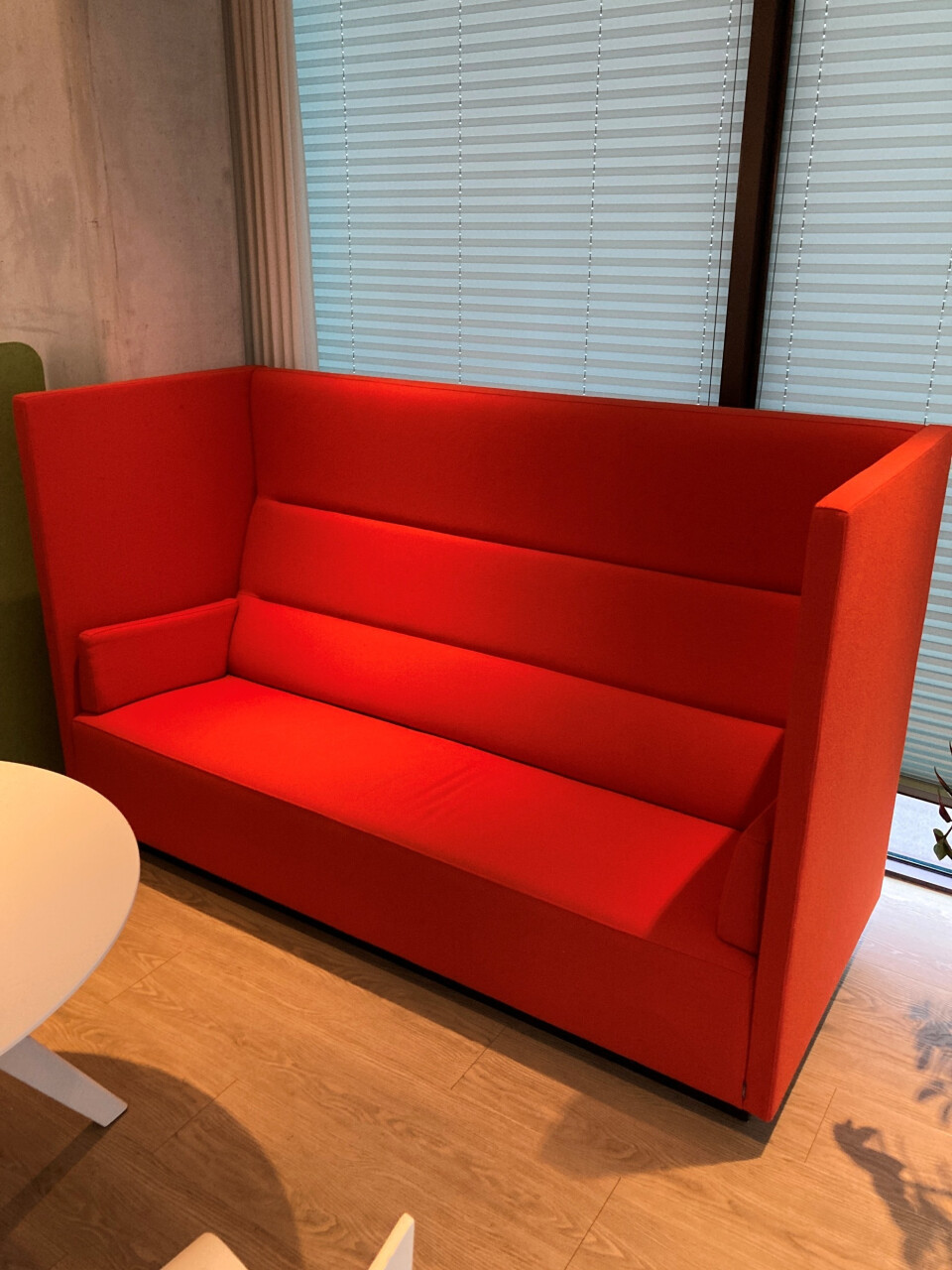 Akoestische 2-persoons bank