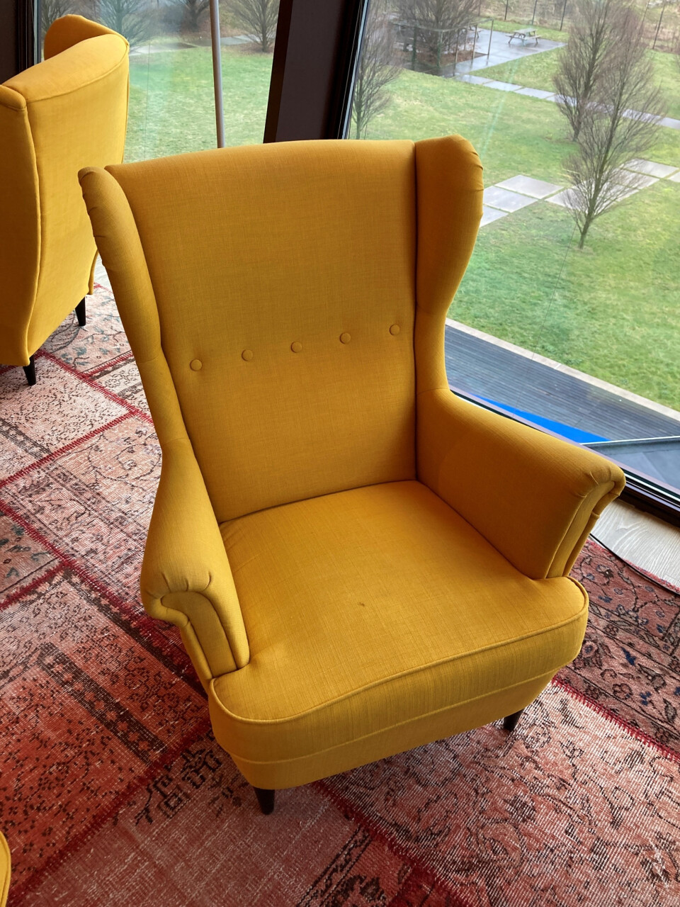 Klassieke oorfauteuil met moderne twist