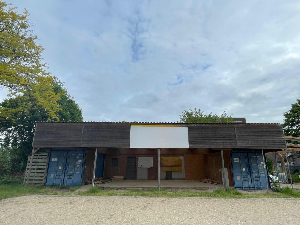 Overkapping met golfplaten dak